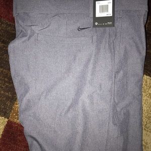 *BRAND NEW* Nike Standard Fit Golf Pants